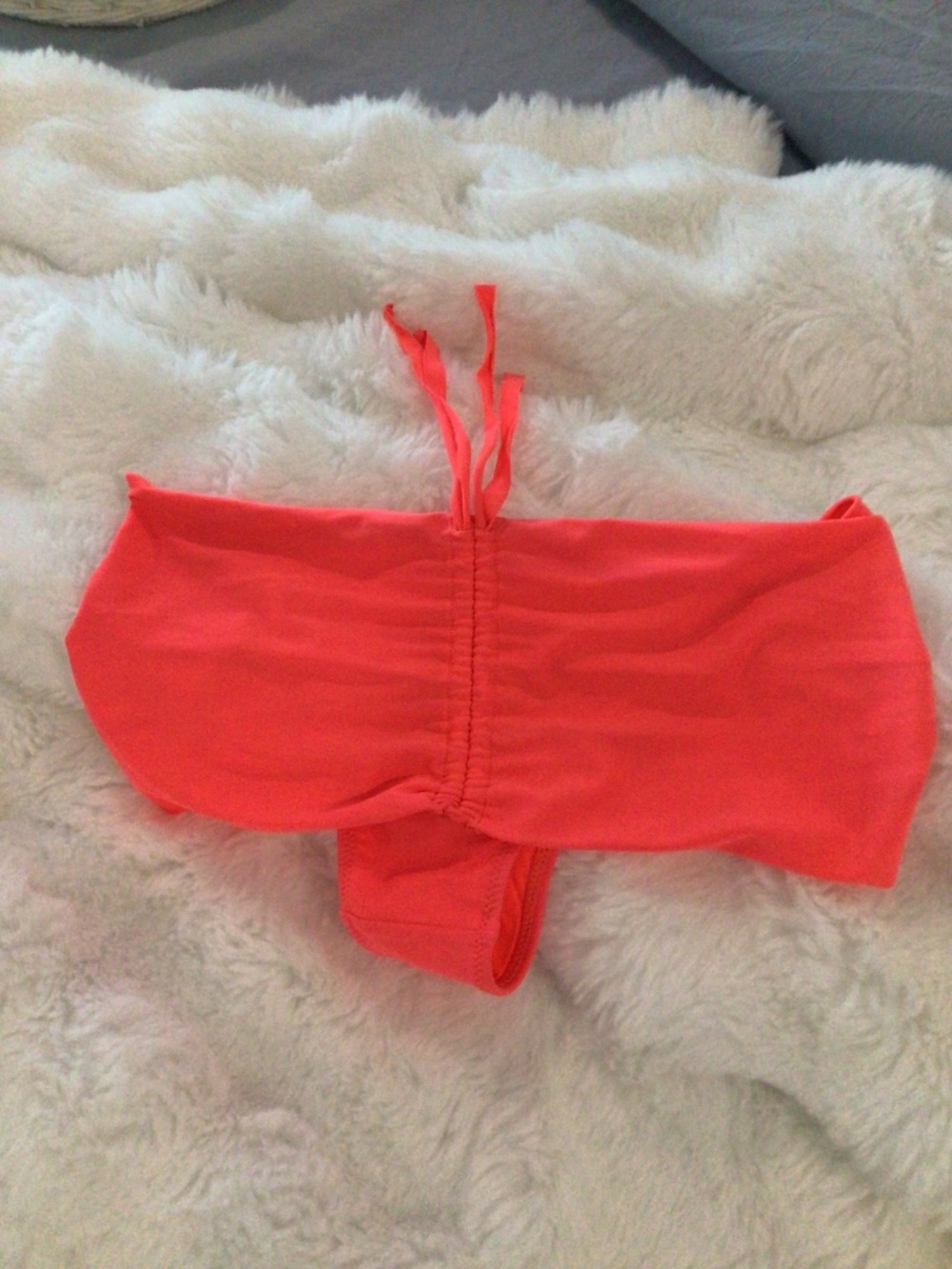 Bikini - Picture 10 of 10